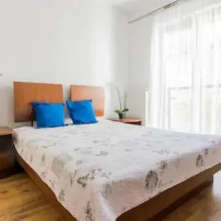Comfy And Bright - Old Town Apartmán *
