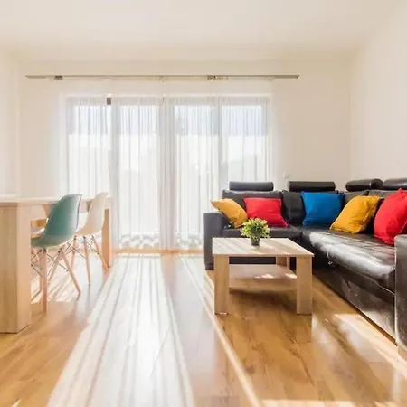 Comfy And Bright - Old Town *