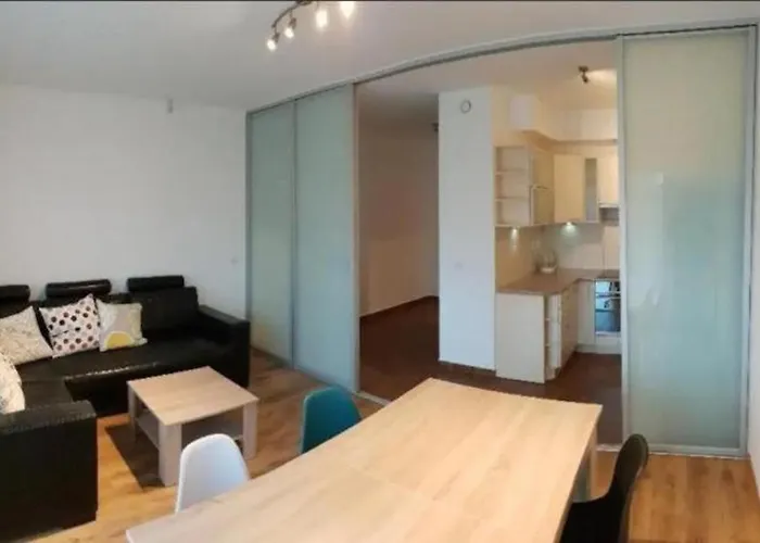 Hotel Comfy And Bright - Old Town *