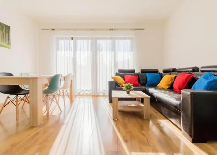 Comfy And Bright - Old Town *